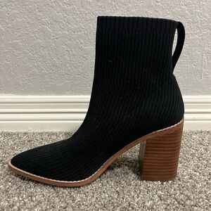 Fabric stretch booties black, worn 3 times